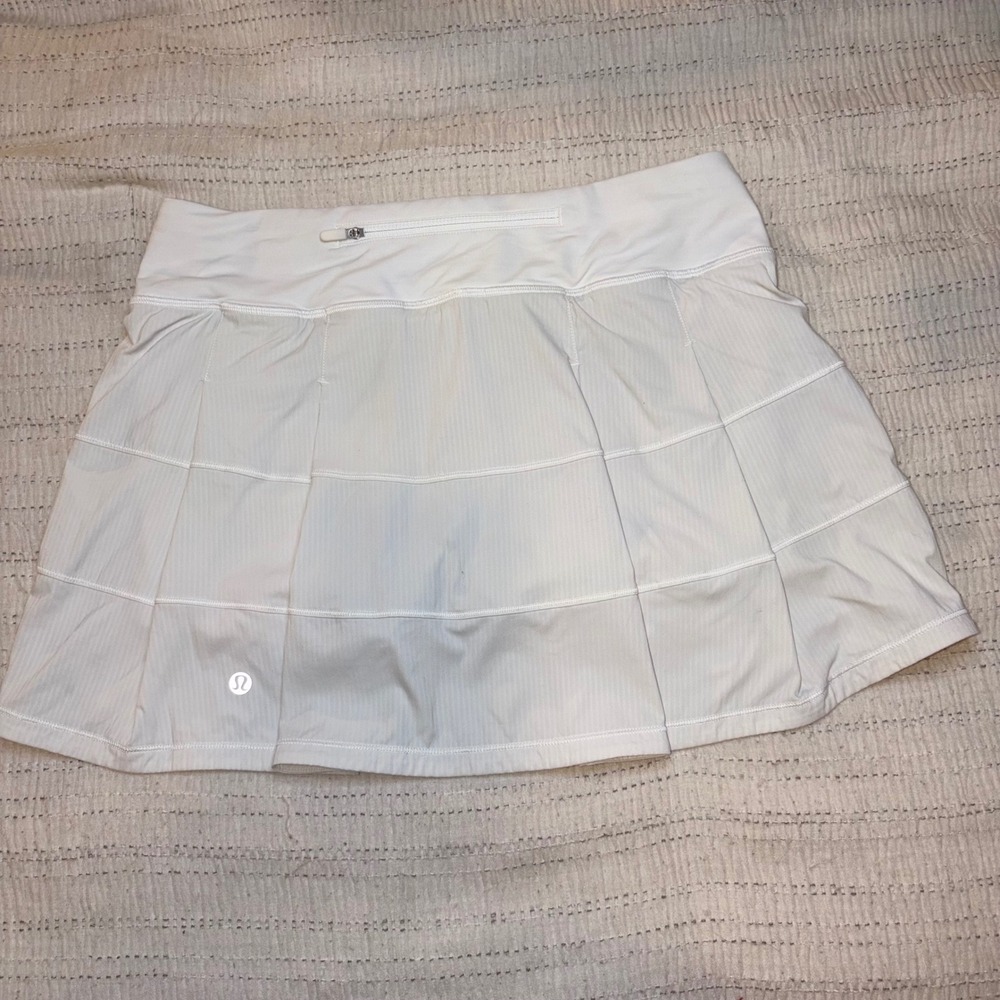 Lululemon Pace Rival Skirt White Pleated Tennis Running Skort Size 6 LW8A85S